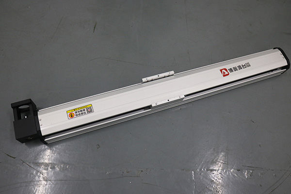 線性模組精度 線性模組精度